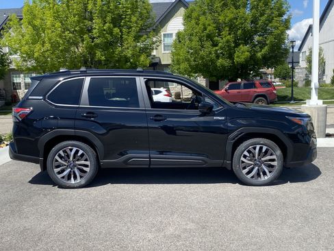 New 2026 Subaru Forester Touring AWD/4WD image 7