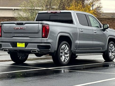 Used 2025 GMC Sierra 1500 Denali w/ Denali Reserve Package image 10