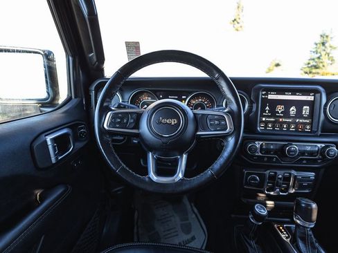 Used 2023 Jeep Gladiator Overland w/ Popular Equipment Package image 29