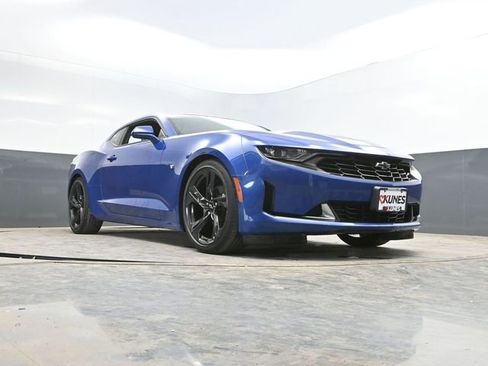 Used 2021 Chevrolet Camaro LT w/ RS Package RWD image 33