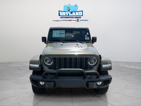 New 2026 Jeep Gladiator Willys AWD/4WD image 21