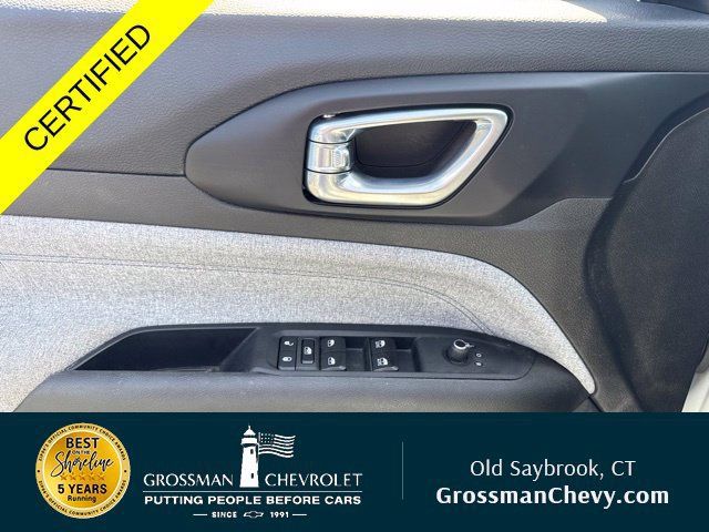 Used 2024 Jeep Compass Latitude w/ Convenience Group AWD/4WD image 10