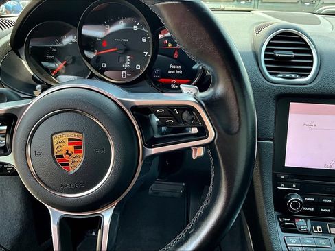 Used 2023 Porsche 718 Cayman RWD image 12