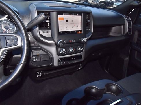 Used 2024 RAM 3500 Tradesman w/ Chrome Appearance Group image 25