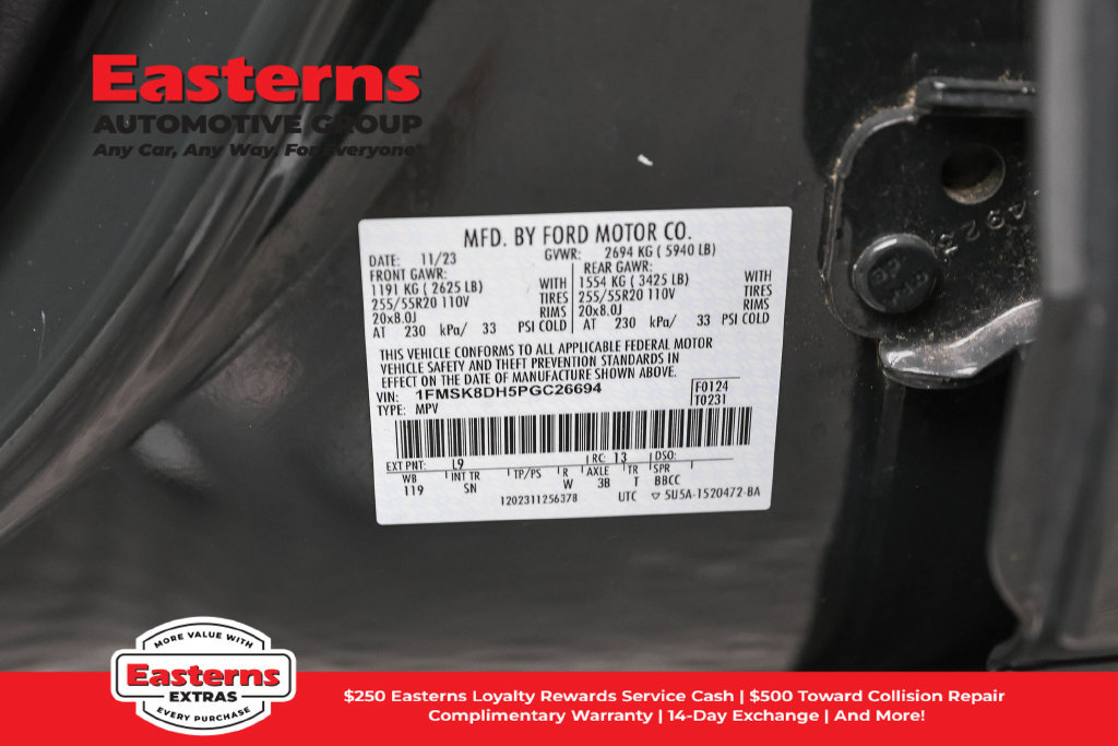 Used 2023 Ford Explorer XLT w/ Equipment Group 202A AWD/4WD image 41