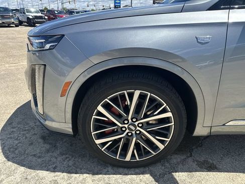 Used 2023 Cadillac XT6 Sport AWD/4WD image 35