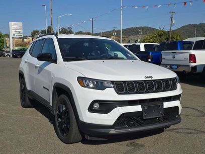 Used 2025 Jeep Compass Latitude w/ Convenience Group