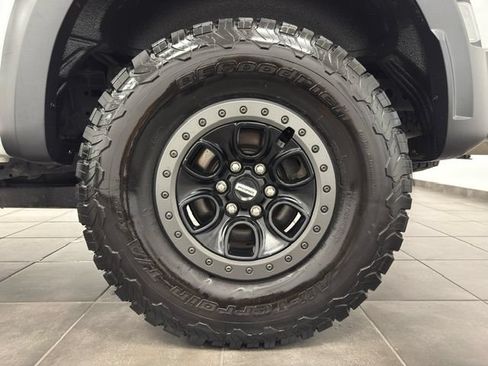 Used 2022 Ford F150 Raptor w/ Equipment Group 801A High AWD/4WD image 25