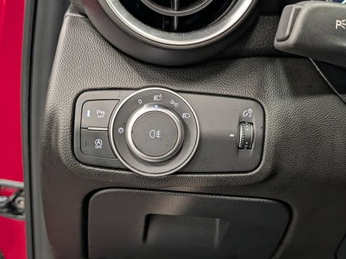 Used 2024 Alfa Romeo Giulia Ti AWD/4WD image 26
