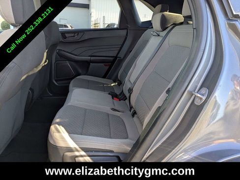 Used 2022 Ford Escape SE w/ Convenience Package image 16