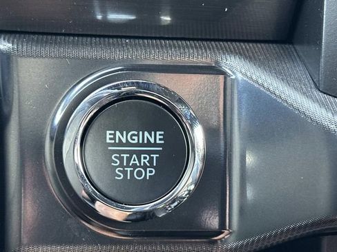 New 2025 Ford F150 Lariat w/ Equipment Group 501A Mid image 17