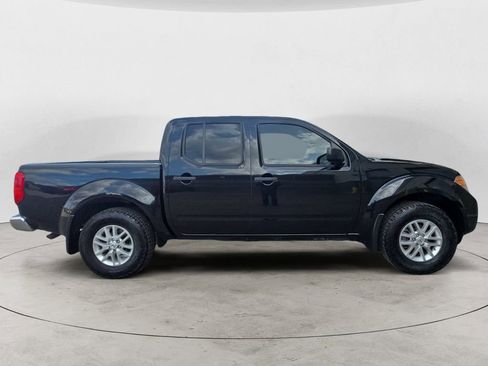 Used 2019 Nissan Frontier SV w/ Value Truck Package image 6