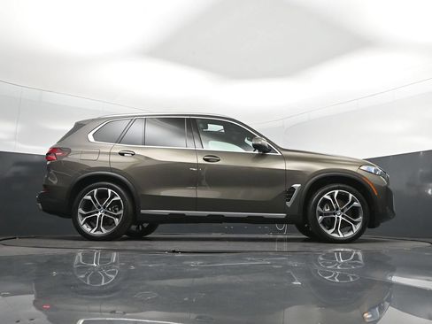 Certified 2026 BMW X5 sDrive40i RWD image 43