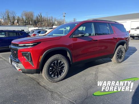 New 2026 Chevrolet Traverse Z71 w/ Driver Confidence Package image 3