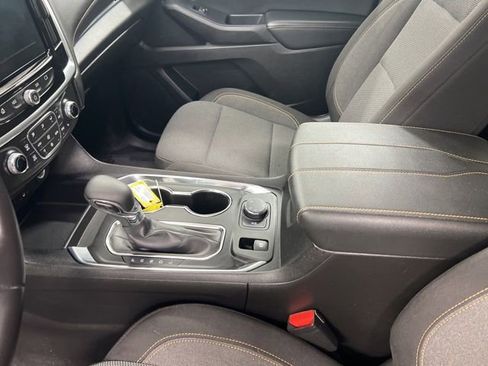 Used 2021 Chevrolet Traverse LT w/ LPO, Floor Liner Package AWD/4WD image 18