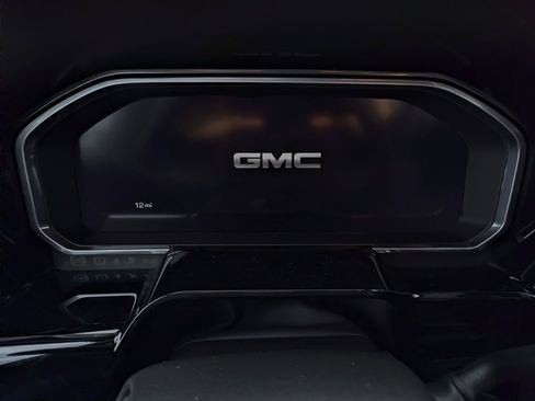 New 2026 GMC Sierra 2500 SLE image 2