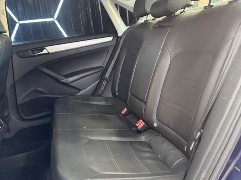 Used 2013 Volkswagen Passat 2.5 SE FWD image 31