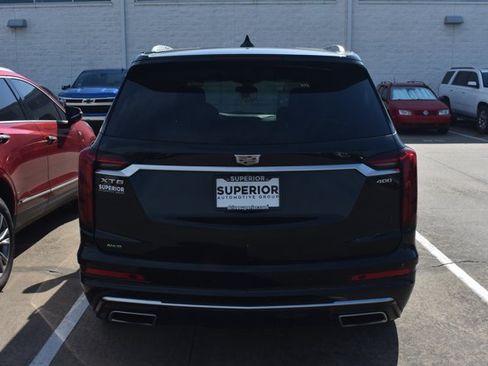 Used 2022 Cadillac XT6 Premium Luxury AWD/4WD image 5