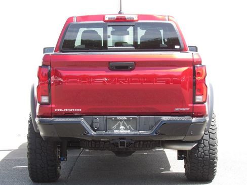 Used 2024 Chevrolet Colorado ZR2 w/ ZR2 Convenience Package III AWD/4WD image 7