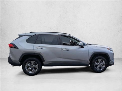 Used 2024 Toyota RAV4 XLE FWD image 4