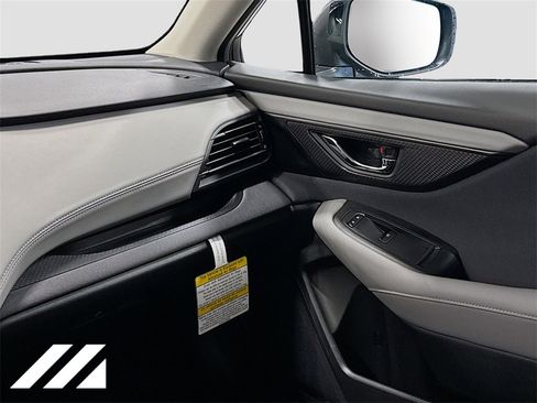 Used 2025 Subaru Outback Premium image 24