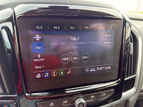 Used 2020 Chevrolet Traverse RS FWD image 42