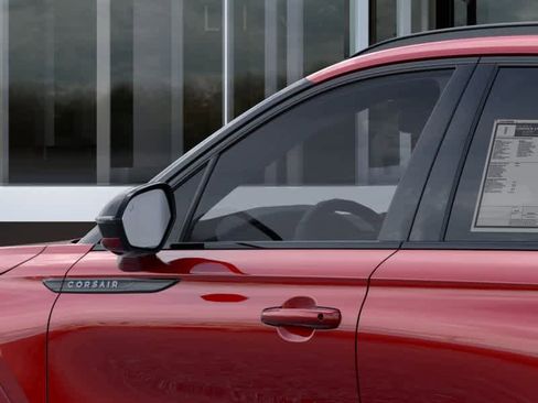 New 2026 Lincoln Corsair Premiere image 20