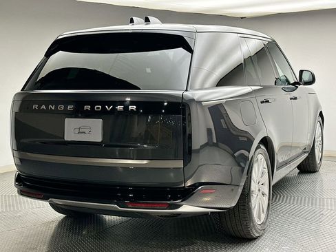 Certified 2025 Land Rover Range Rover SE AWD/4WD image 13