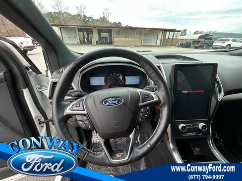 Used 2022 Ford Edge ST w/ Equipment Group 401A image 32