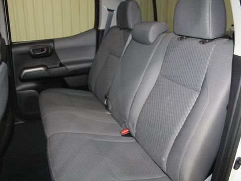 Used 2021 Toyota Tacoma image 17