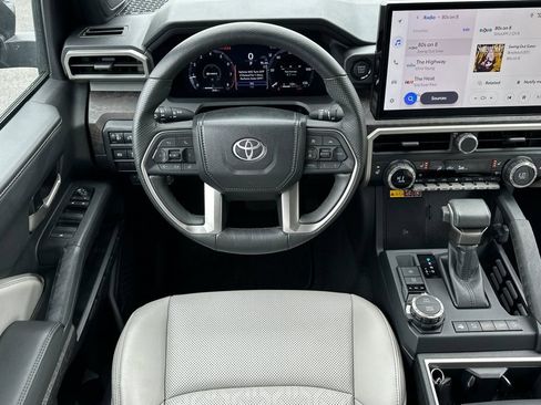 Used 2024 Toyota Tacoma Limited w/ Limited Package (LT) AWD/4WD image 14