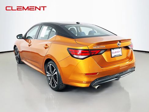 Used 2023 Nissan Sentra SR w/ Electronics Package FWD image 9