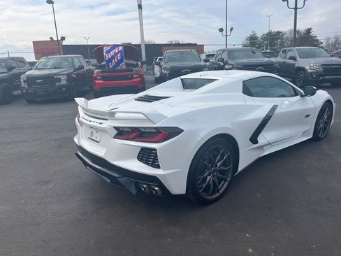 Used 2023 Chevrolet Corvette Stingray Premium Conv w/ Z51 Performance Package image 5