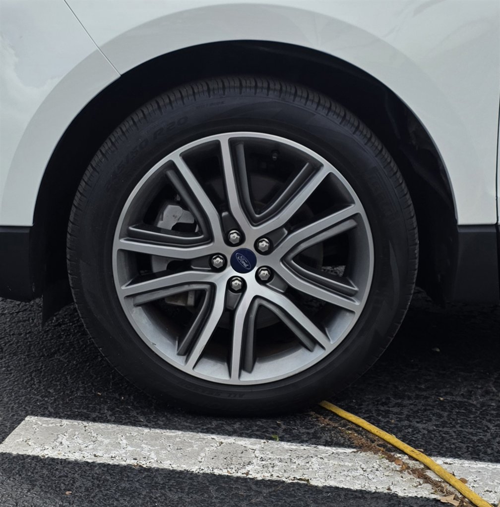Used 2022 Ford Edge Titanium AWD/4WD image 44