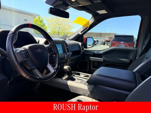 Used 2019 Ford F150 Raptor w/ Equipment Group 802A Luxury AWD/4WD image 6