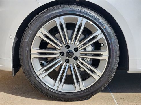 New 2026 Land Rover Range Rover Sport Dynamic SE image 7