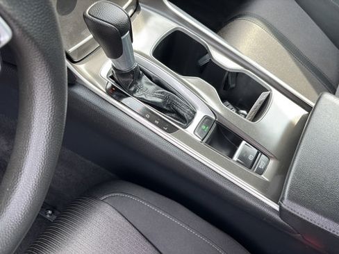 Used 2020 Honda Accord EX image 14