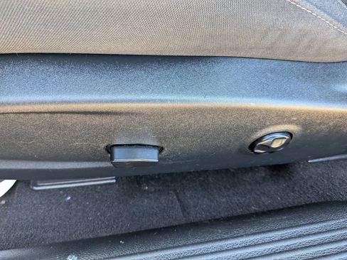 Used 2019 Dodge Challenger SXT AWD/4WD image 22