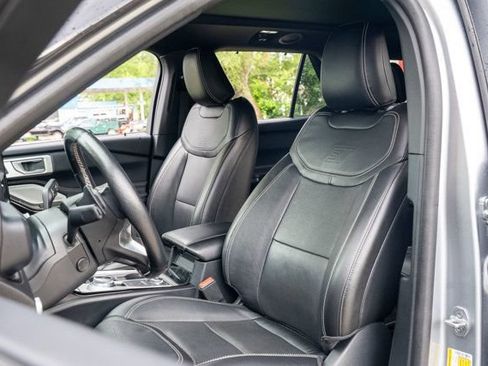 Used 2022 Ford Explorer ST w/ Equipment Group 401A AWD/4WD image 20