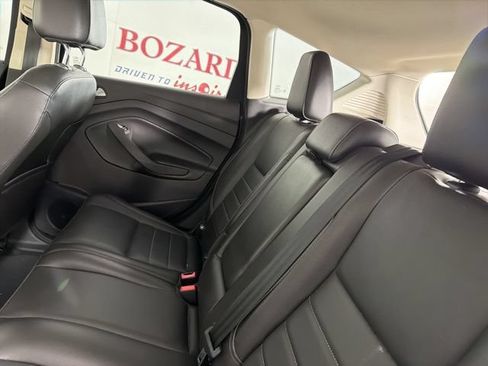Used 2015 Ford C-MAX SEL w/ Equipment Group 303A FWD image 12