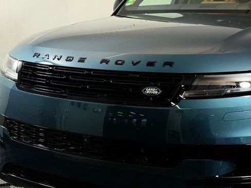 New 2026 Land Rover Range Rover Sport SE image 14