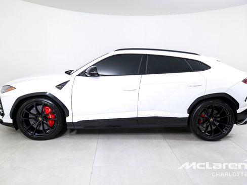 Used 2019 Lamborghini Urus image 5