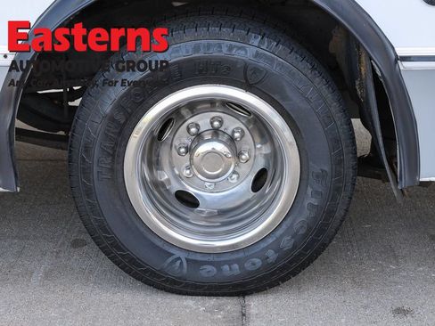 Used 2016 Ford E-450 and Econoline 450 Super Duty w/ Shuttle Bus Prep Package RWD image 34