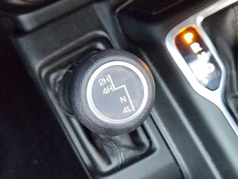 Used 2023 Jeep Wrangler Willys image 18