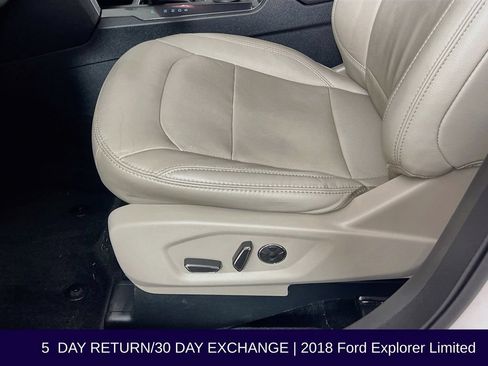 Used 2018 Ford Explorer Limited w/ Equipment Group 301A AWD/4WD image 25