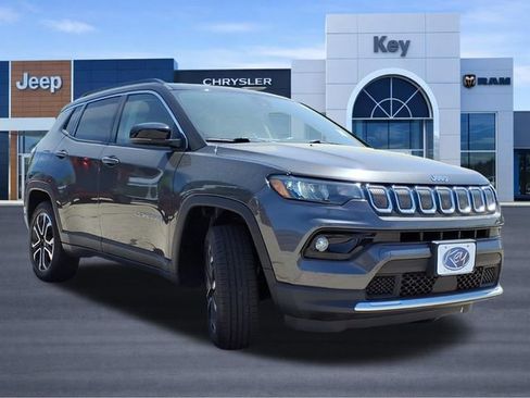 Used 2022 Jeep Compass Limited AWD/4WD image 7