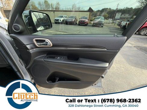 Used 2014 Jeep Grand Cherokee Limited w/ Luxury Group II image 23