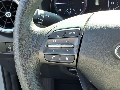 Used 2022 Hyundai Kona SEL image 19