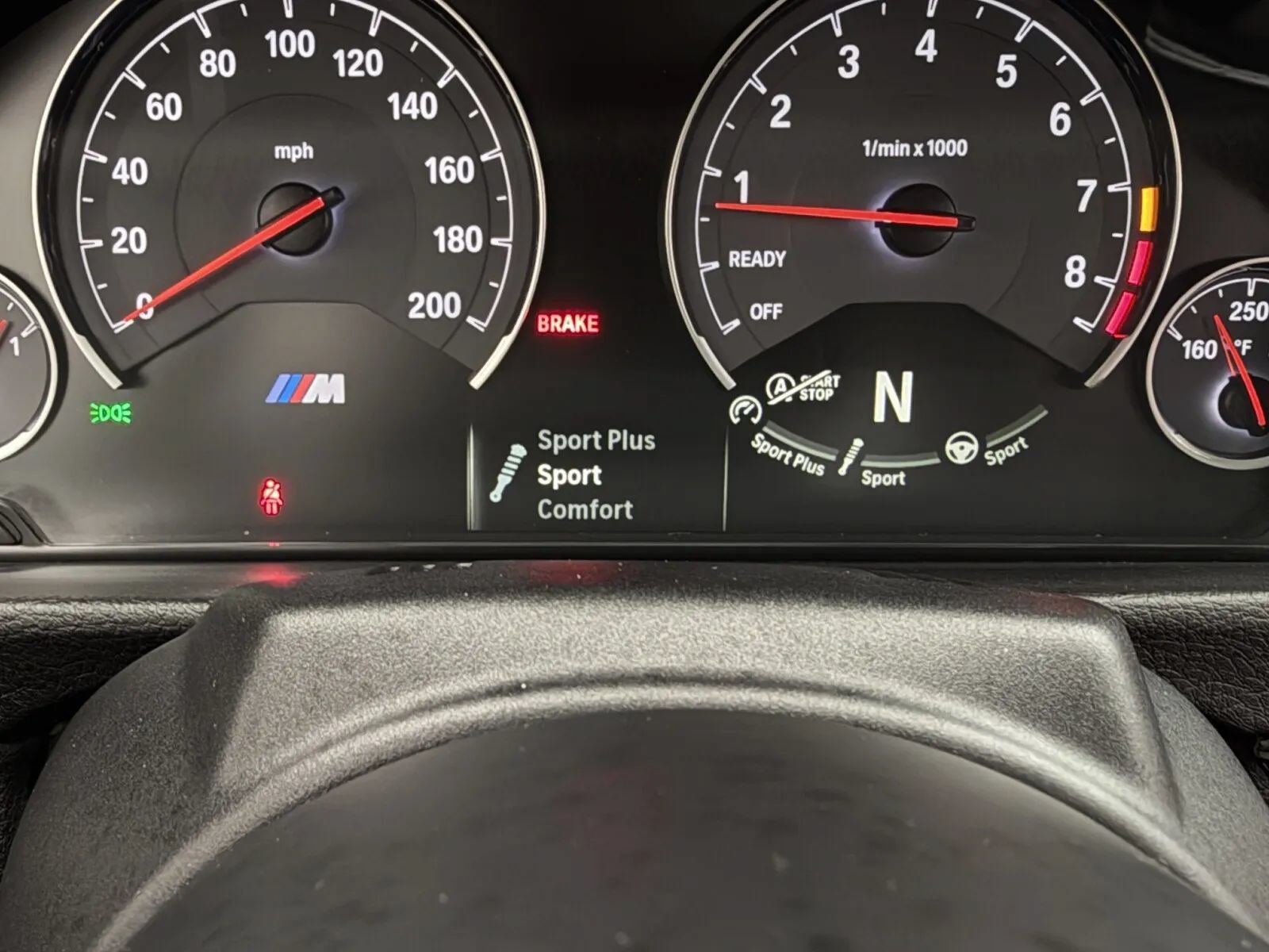 Used 2015 BMW M4 Convertible RWD image 24