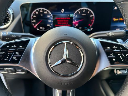 New 2026 Mercedes-Benz GLA 250 image 22